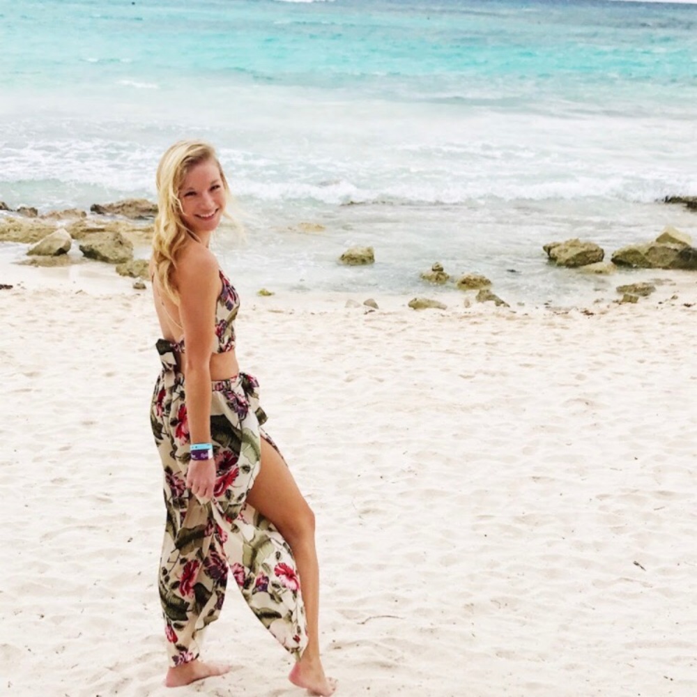Two Piece Set